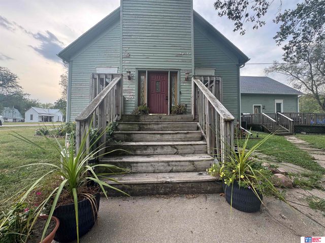 311 Logan Street, Diller, NE 68342