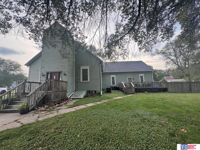 311 Logan Street, Diller, NE 68342
