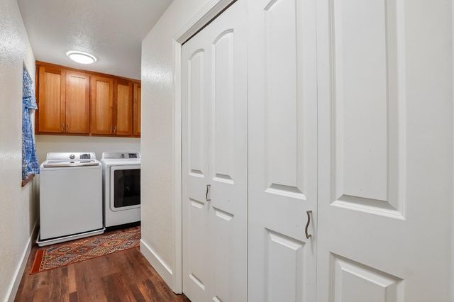 2090 Bourbon St, Pollock Pines, CA 95726