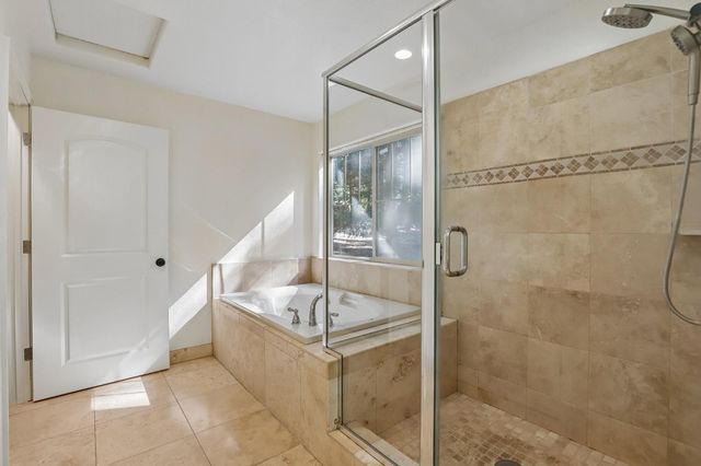2090 Bourbon St, Pollock Pines, CA 95726