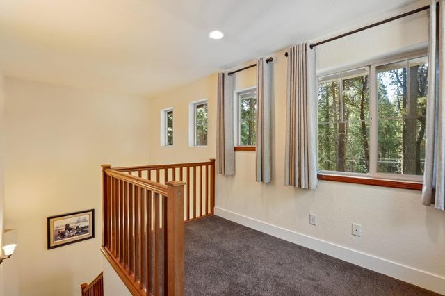 2090 Bourbon St, Pollock Pines, CA 95726