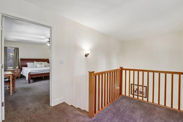 2090 Bourbon St, Pollock Pines, CA 95726