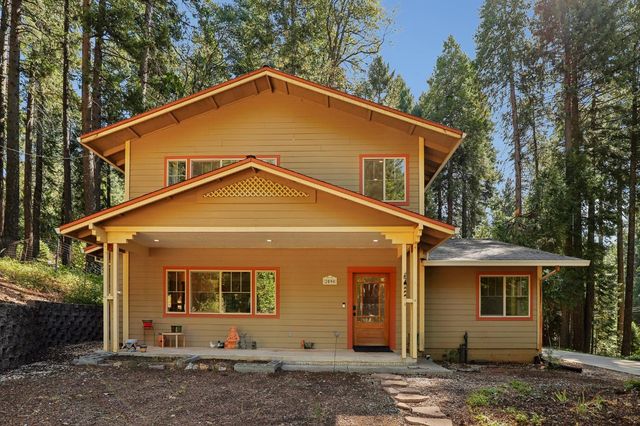2090 Bourbon St, Pollock Pines, CA 95726