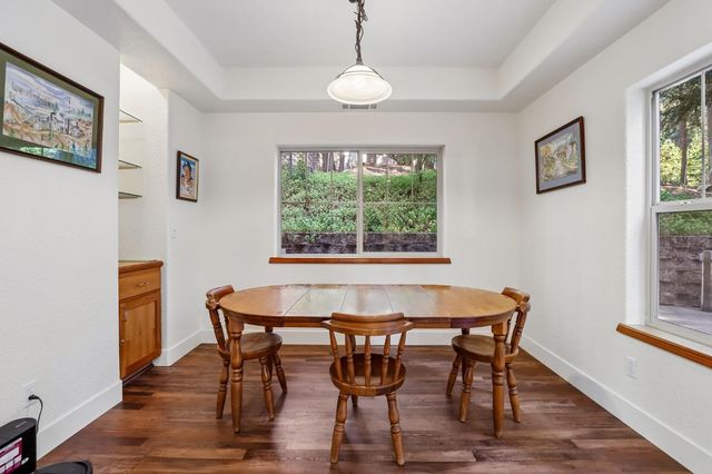 2090 Bourbon St, Pollock Pines, CA 95726