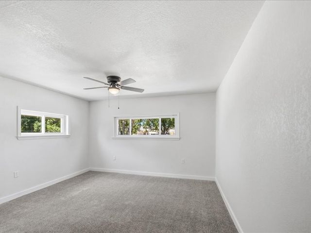 102 W 43rd Street S, Sand Springs, OK 74063