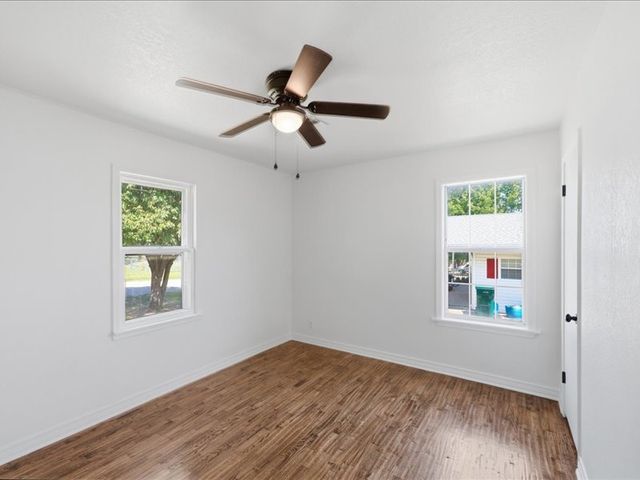 102 W 43rd Street S, Sand Springs, OK 74063