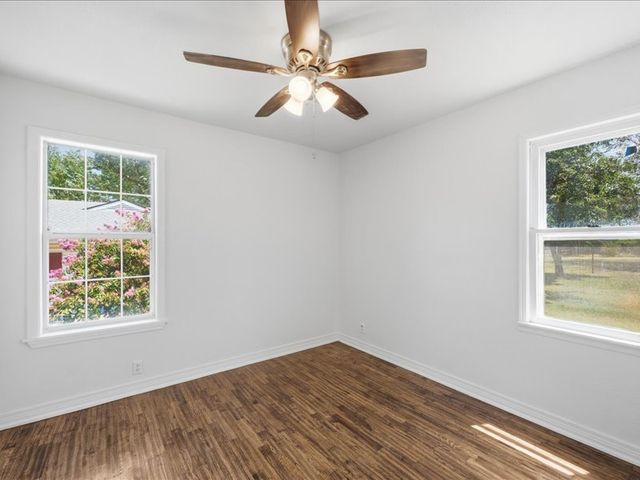 102 W 43rd Street S, Sand Springs, OK 74063