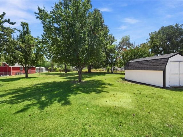 102 W 43rd Street S, Sand Springs, OK 74063