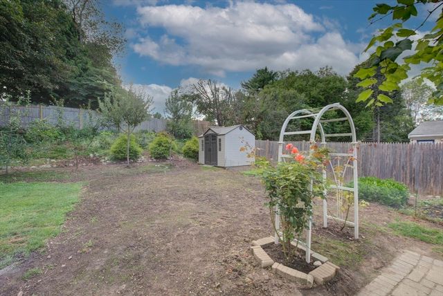 13 Winslow Rd, Sharon, MA 02067