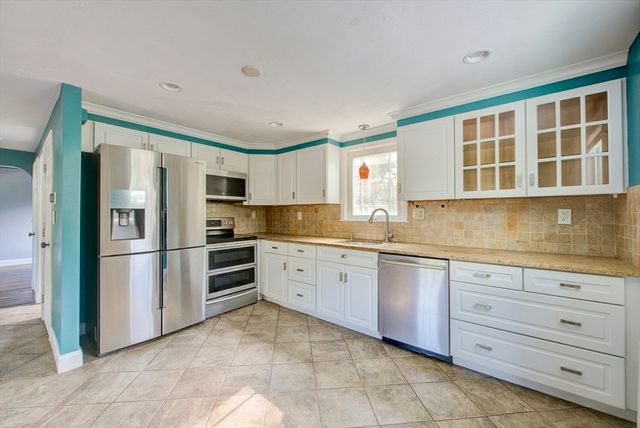 13 Winslow Rd, Sharon, MA 02067