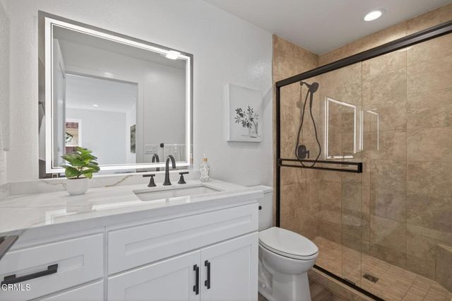 570 Eakins Lane, Ventura, CA 93003