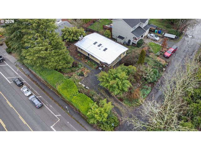 4833 Sw BUDDINGTON St, Portland, OR 97219