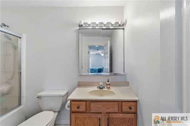 138 Concordia Circle 138B, Monroe, NJ 08831