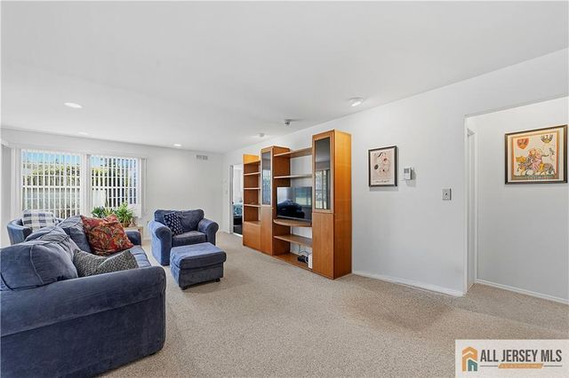 138 Concordia Circle 138B, Monroe, NJ 08831
