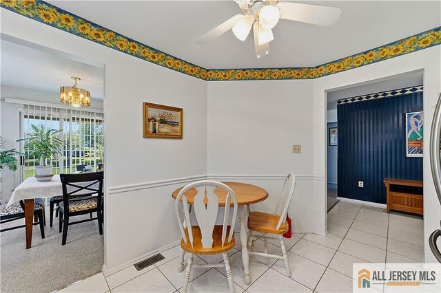 138 Concordia Circle 138B, Monroe, NJ 08831