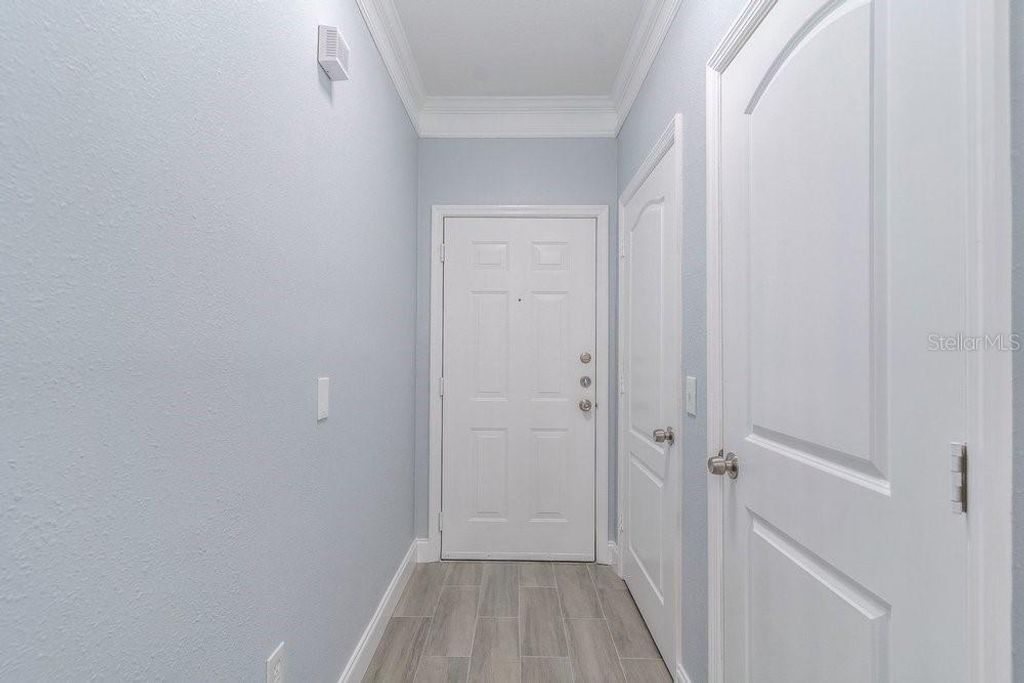 Image 2 of property listing at 8842 VILLA VIEW CIRCLE 106, Orlando, FL 32821