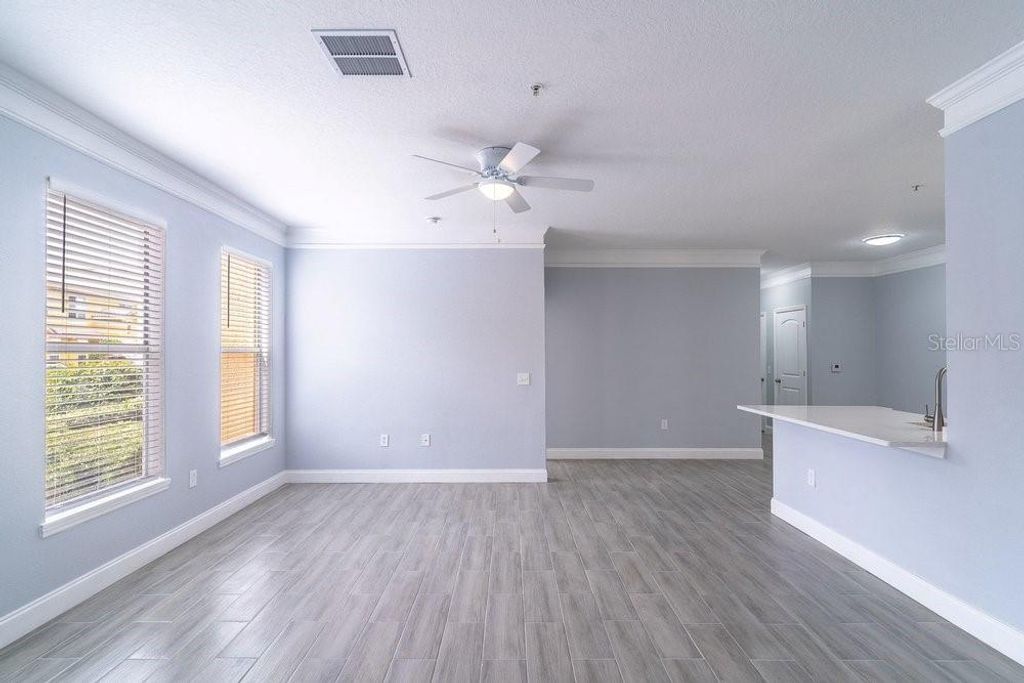 Image 13 of property listing at 8842 VILLA VIEW CIRCLE 106, Orlando, FL 32821