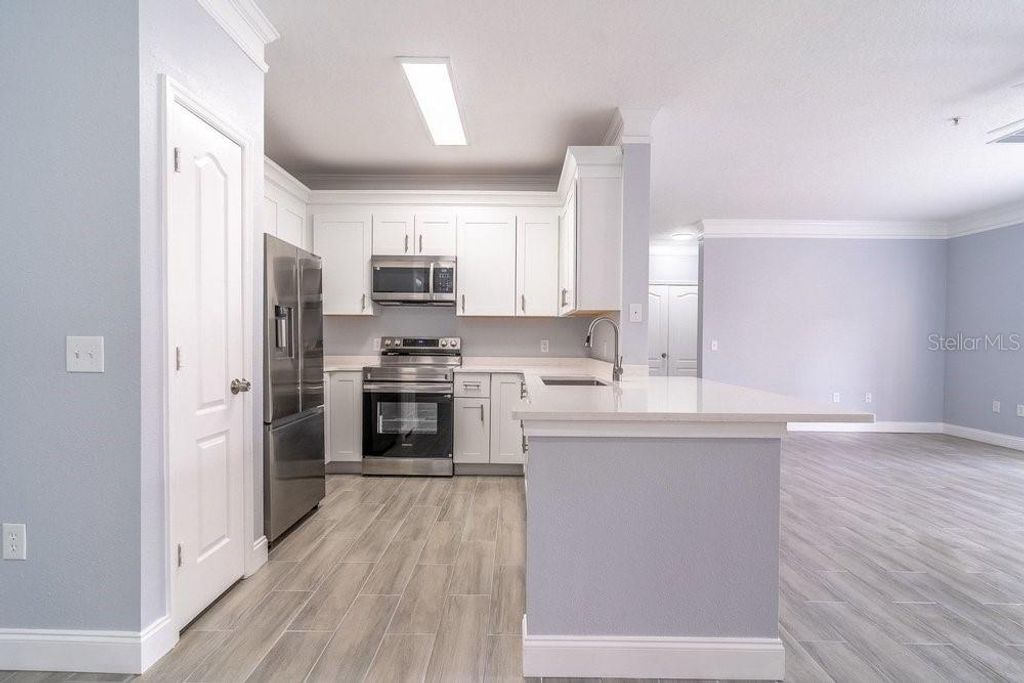Image 4 of property listing at 8842 VILLA VIEW CIRCLE 106, Orlando, FL 32821