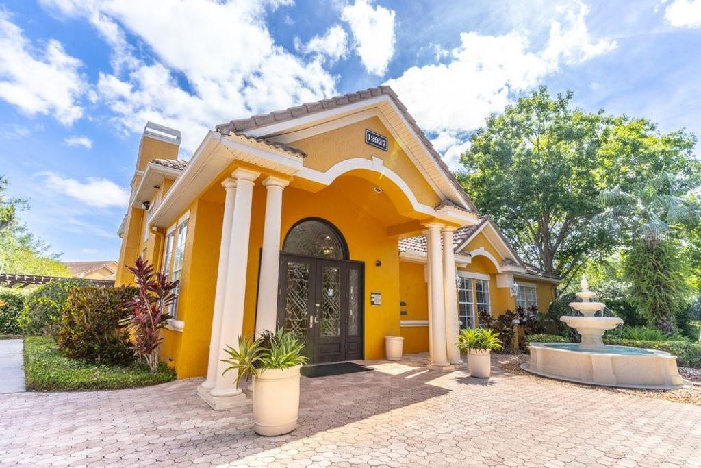 Image 31 of property listing at 8842 VILLA VIEW CIRCLE 106, Orlando, FL 32821