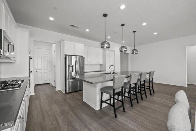 2075 Seville Drive, Santa Paula, CA 93060