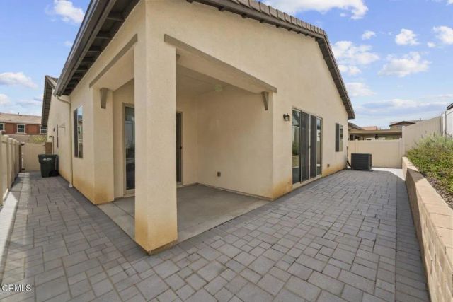 2075 Seville Drive, Santa Paula, CA 93060