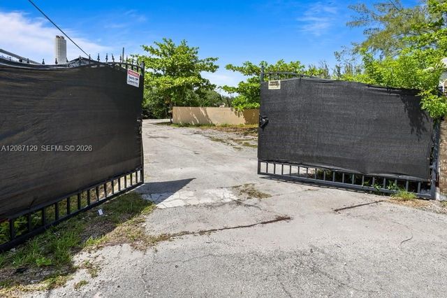 4400 SW 42nd Terrace, Dania Beach, FL 33314
