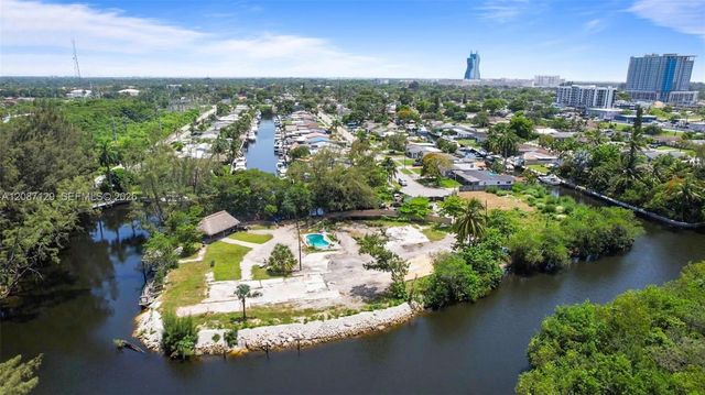 4400 SW 42nd Terrace, Dania Beach, FL 33314
