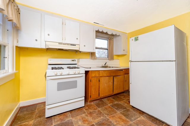 543 N Berkley Street, Kalamazoo Twp, MI 49006