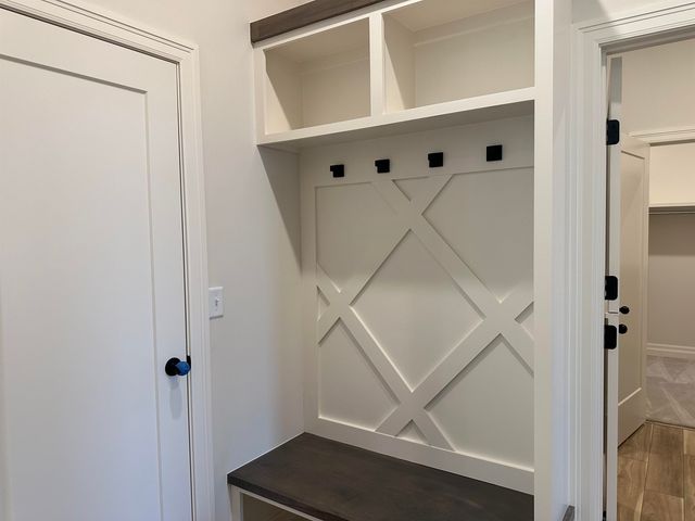 4462 N Grey Meadows, Maize, KS 67101