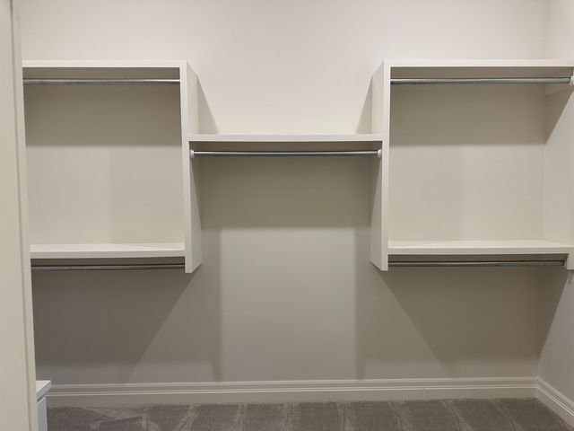 4462 N Grey Meadows, Maize, KS 67101