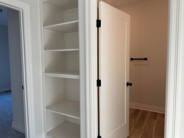 4462 N Grey Meadows, Maize, KS 67101