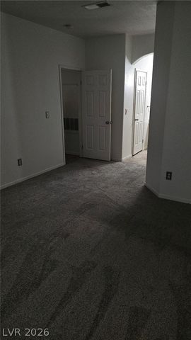 6480 Annie Oakley Drive 423, Las Vegas, NV 89120