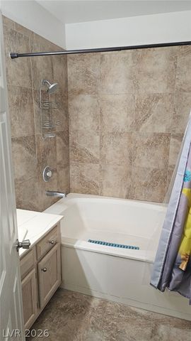6480 Annie Oakley Drive 423, Las Vegas, NV 89120