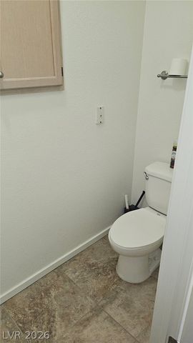6480 Annie Oakley Drive 423, Las Vegas, NV 89120