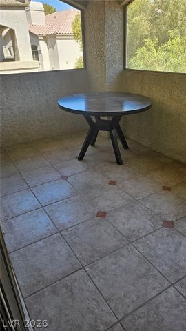 6480 Annie Oakley Drive 423, Las Vegas, NV 89120