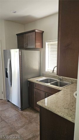 6480 Annie Oakley Drive 423, Las Vegas, NV 89120