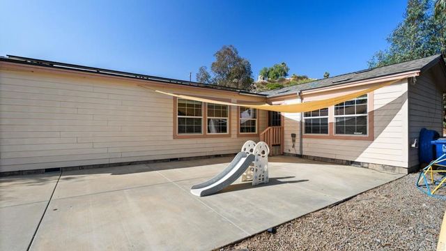 18453 Ramona View Dr, Ramona, CA 92065