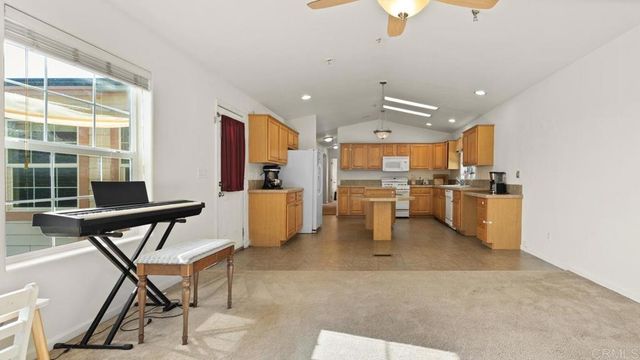 18453 Ramona View Dr, Ramona, CA 92065