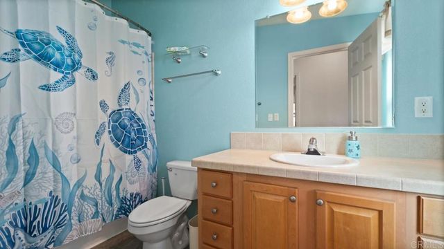 18453 Ramona View Dr, Ramona, CA 92065