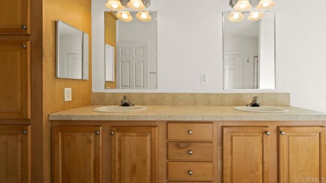 18453 Ramona View Dr, Ramona, CA 92065
