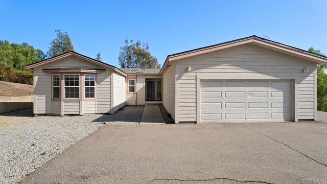 18453 Ramona View Dr, Ramona, CA 92065
