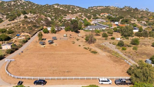 18453 Ramona View Dr, Ramona, CA 92065
