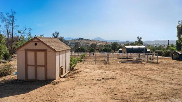 18453 Ramona View Dr, Ramona, CA 92065
