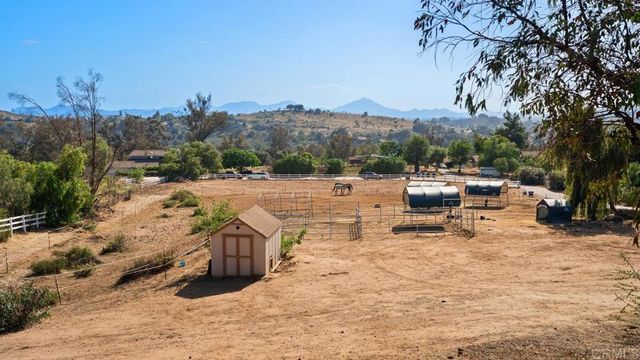 18453 Ramona View Dr, Ramona, CA 92065