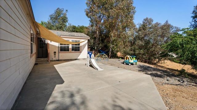 18453 Ramona View Dr, Ramona, CA 92065