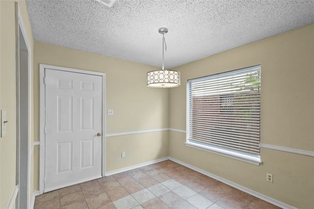 2526 Downs Circle, Bossier City, LA 71111