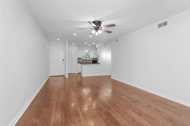 12100 Melville Drive 708G, Montgomery, TX 77356