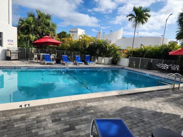 2101 Normandy Dr 306, Miami Beach, FL 33141
