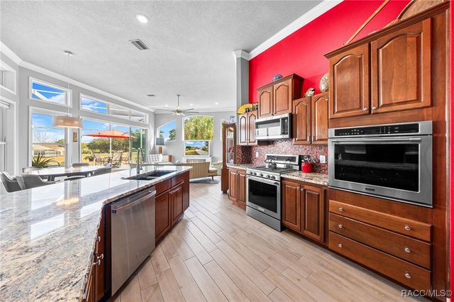 161 W Redsox Path, Hernando, FL 34442