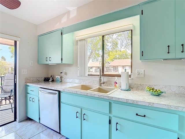 8308 SANDWEDGE CIRCLE C, Hudson, FL 34667